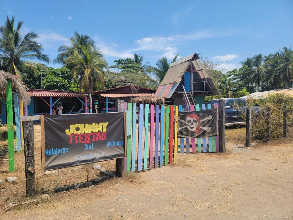 Johnny Fiestas Pansiyon Las Lajas  Dış mekan fotoğraf
